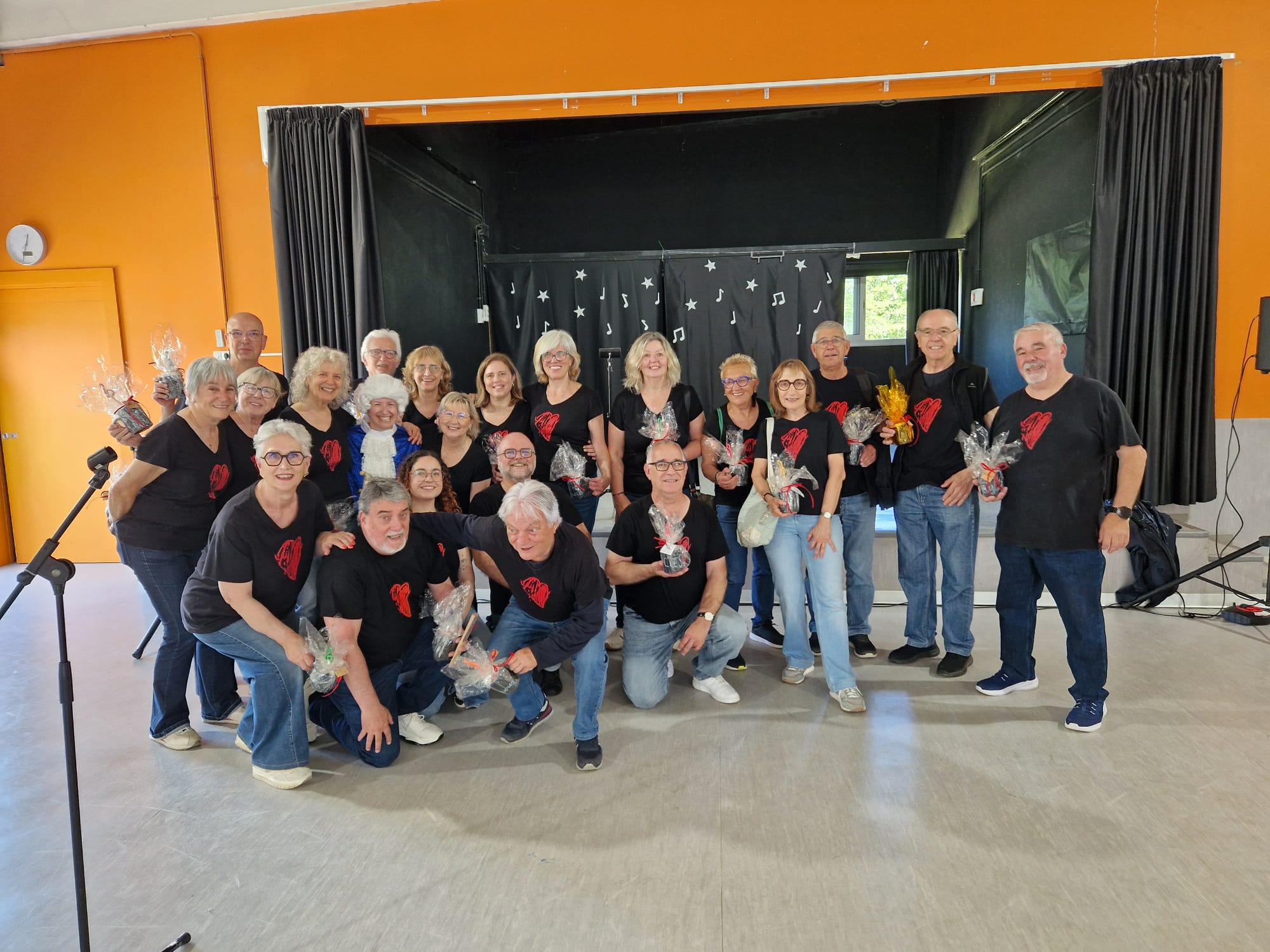 Anem a l’escola i expliquem el gòspel